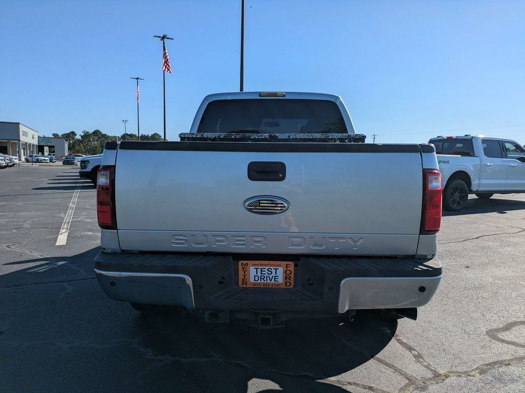 Used 2010 Ford F250 XL AWD/4WD image 5