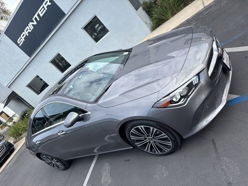 Used 2023 Mercedes-Benz CLA 250 image 2