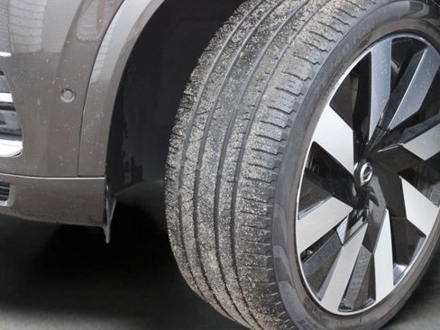 Used 2023 Volvo XC90 T8 Ultimate w/ Protection Package Premier AWD/4WD image 51