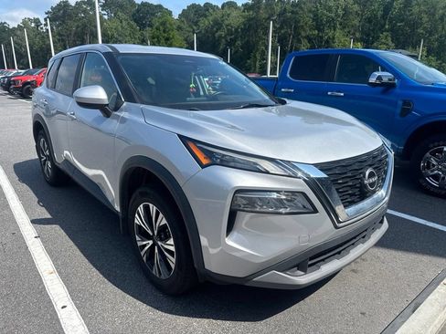 Used 2023 Nissan Rogue SV FWD image 1