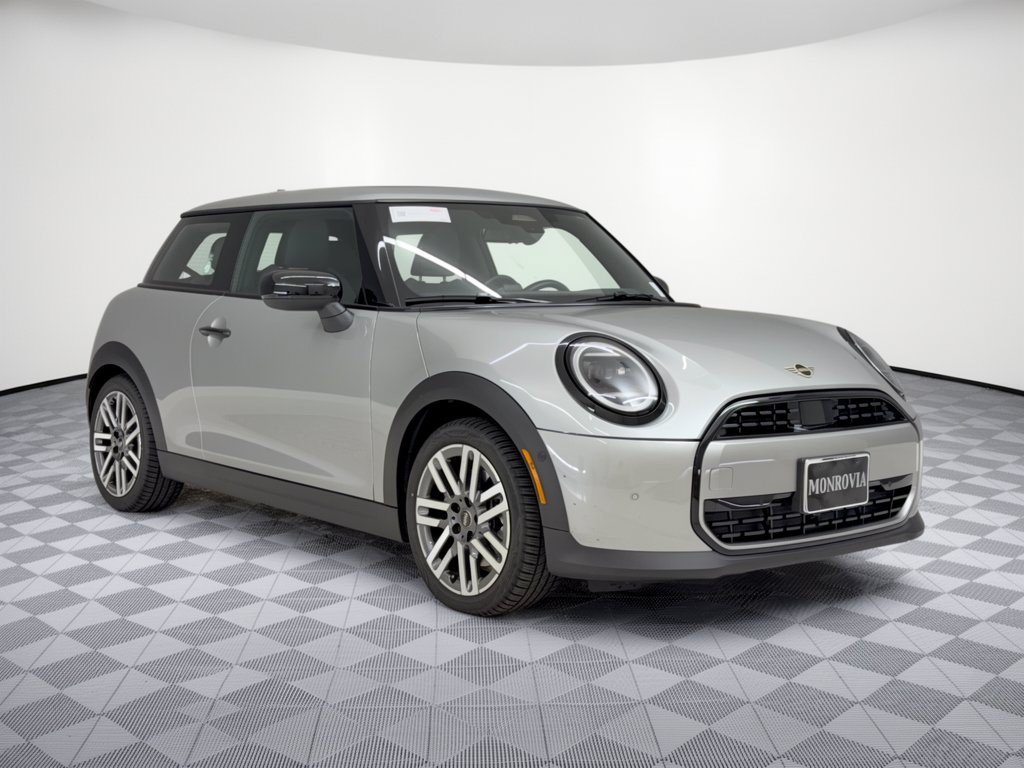 Used 2026 MINI Cooper 2-Door Hardtop FWD image 7