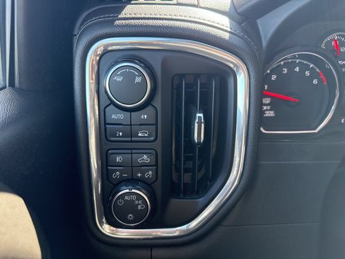 Used 2019 Chevrolet Silverado 1500 RST w/ All-Star Edition AWD/4WD image 35