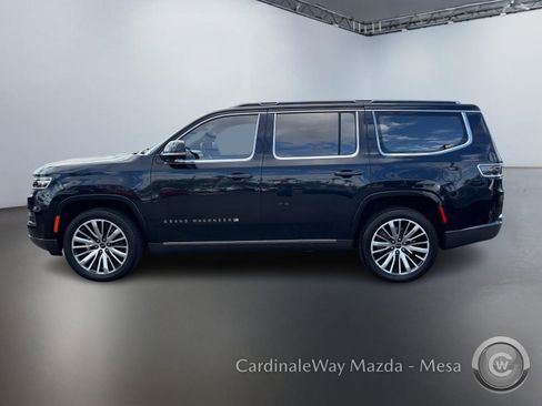 Used 2022 Jeep Grand Wagoneer Series III image 7