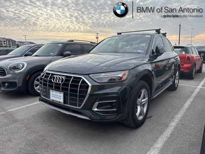 Used 2024 Audi Q5 2.0T Premium w/ Convenience Package