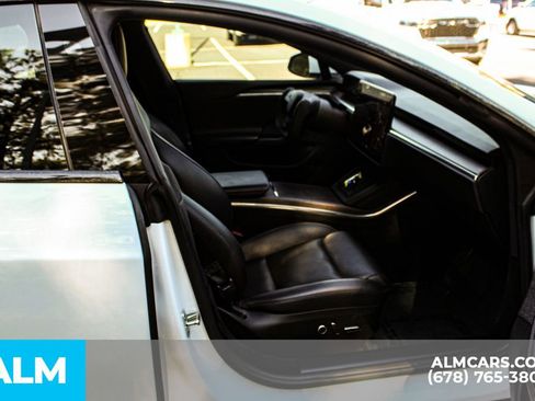 Used 2021 Tesla Model S Plaid image 18