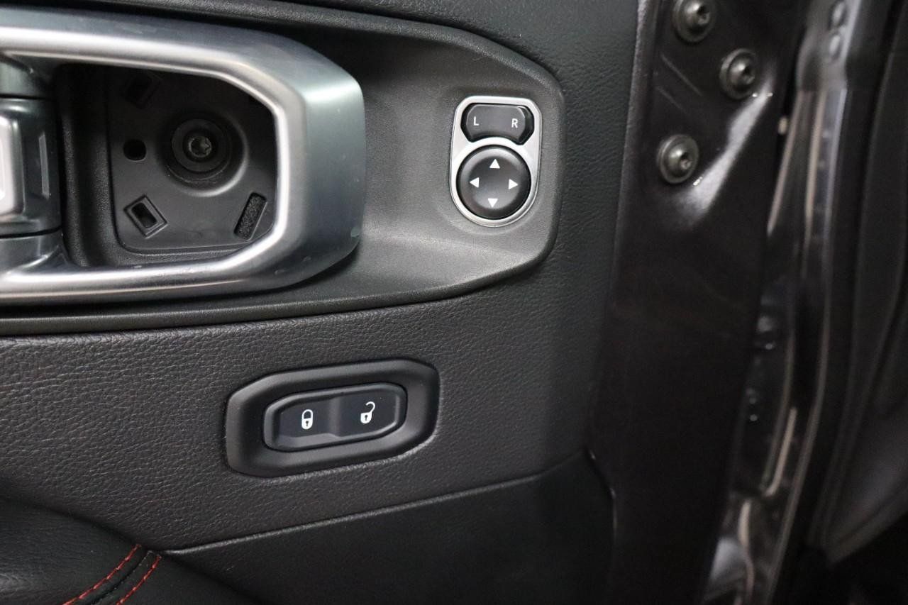 Used 2020 Jeep Wrangler Unlimited Rubicon AWD/4WD image 11