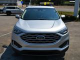 Used 2019 Ford Edge SEL w/ Equipment Group 201A image 2