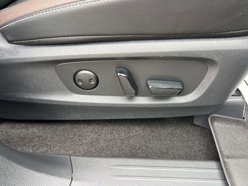 Used 2024 Nissan Pathfinder Platinum w/ Lighting Package (N93) image 24