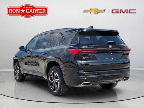 Used 2025 Buick Enclave Sport Touring AWD/4WD image 4