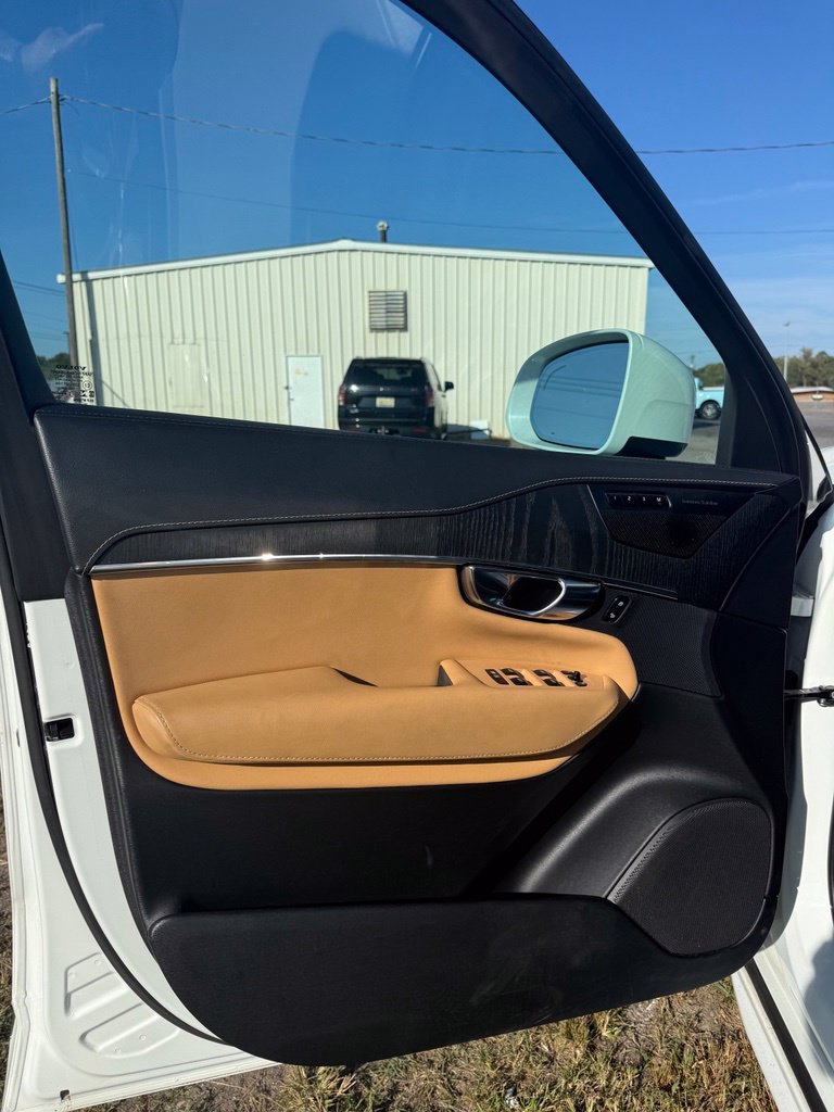Used 2021 Volvo XC90 T6 Inscription AWD/4WD image 10