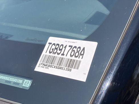 Certified 2025 Ford Explorer ST AWD/4WD image 5