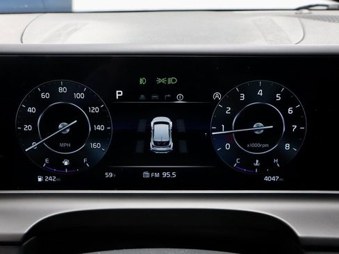 Used 2025 Kia Seltos EX image 31