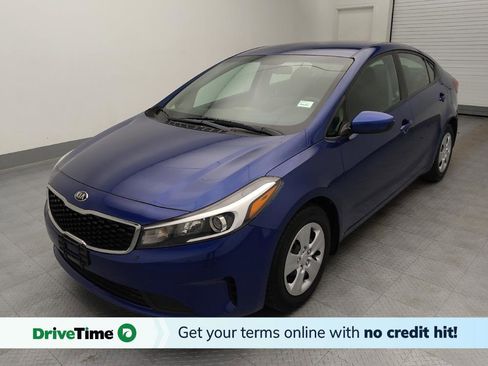 Used 2017 Kia Forte LX image 1
