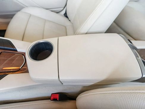 Used 2011 Porsche Panamera 4S image 18