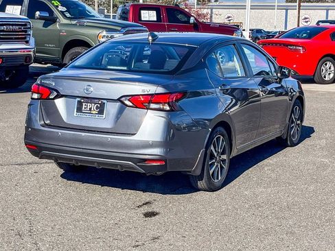 Used 2022 Nissan Versa SV w/ Trunk Package image 4