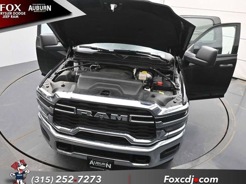 New 2026 RAM 2500 Tradesman w/ Chrome Appearance Group image 32