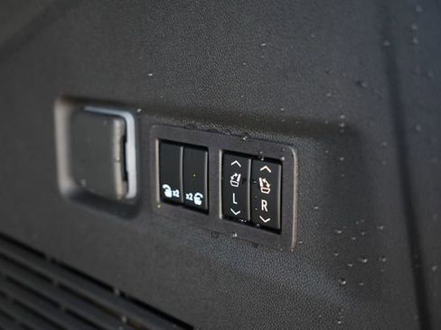 New 2026 GMC Yukon XL Elevation w/ LPO, Floor Liner Package image 27