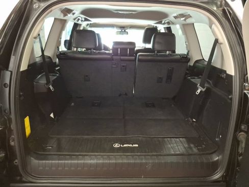 Used 2016 Lexus GX 460 w/ Premium Package AWD/4WD image 14