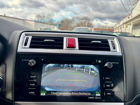 Used 2017 Subaru Legacy 2.5i Limited image 20