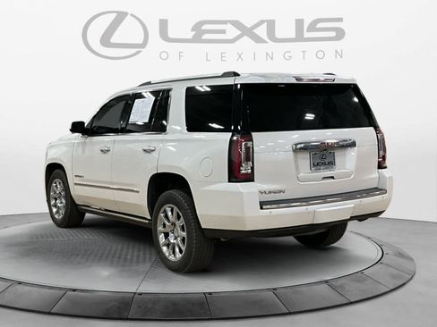 Used 2017 GMC Yukon Denali w/ Open Road Package image 3