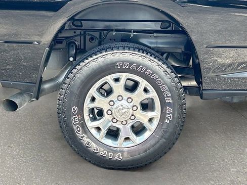 Used 2024 RAM 2500 Laramie w/ Safety Group AWD/4WD image 30