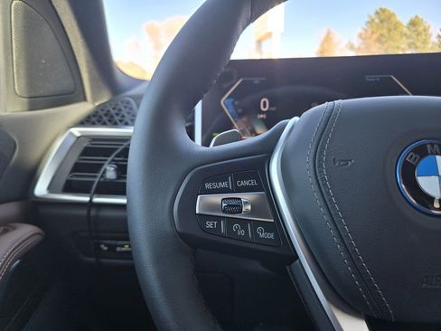 New 2026 BMW X5 xDrive50e w/ Climate Comfort Package AWD/4WD image 29