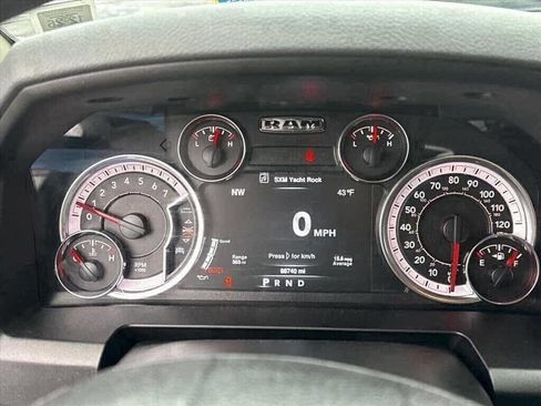 Used 2020 RAM 1500 Classic Warlock w/ Electronics Group image 17