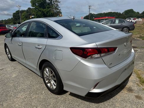 Used 2019 Hyundai Sonata SE FWD image 3