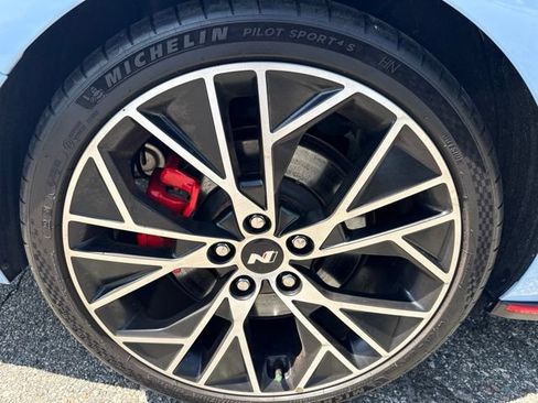 Used 2023 Hyundai Elantra N FWD image 14