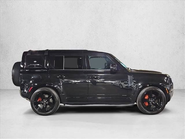 Used 2021 Land Rover Defender 110 X AWD/4WD image 4