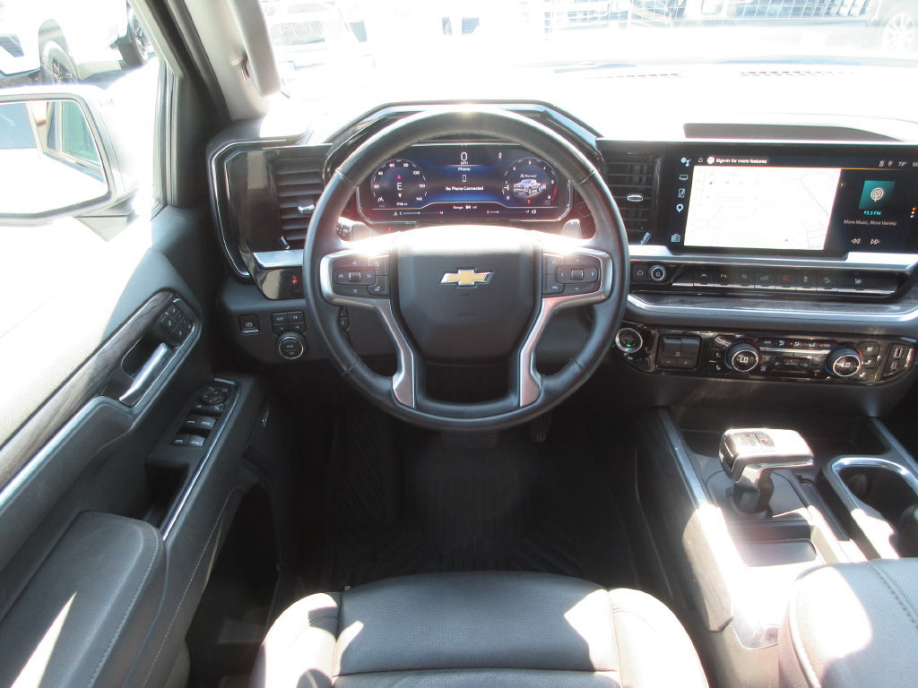 Certified 2025 Chevrolet Silverado 1500 LTZ AWD/4WD image 18