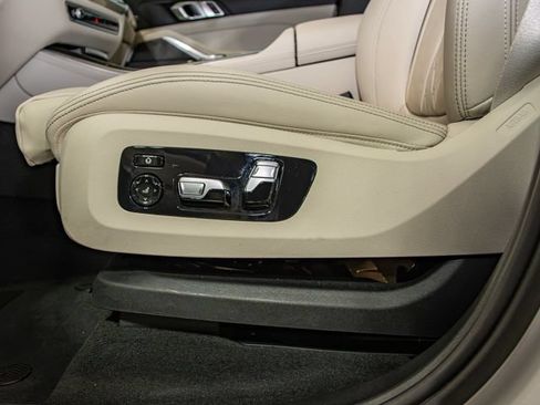 Used 2024 BMW X5 xDrive40i w/ Premium Package AWD/4WD image 15