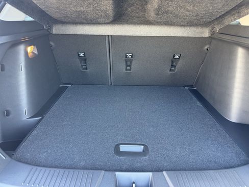 New 2026 Chevrolet Trax LT w/ LT Convenience Package FWD image 19