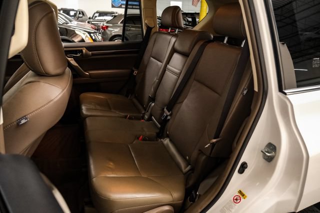 Used 2018 Lexus GX 460 Premium w/ Premium Package AWD/4WD image 34