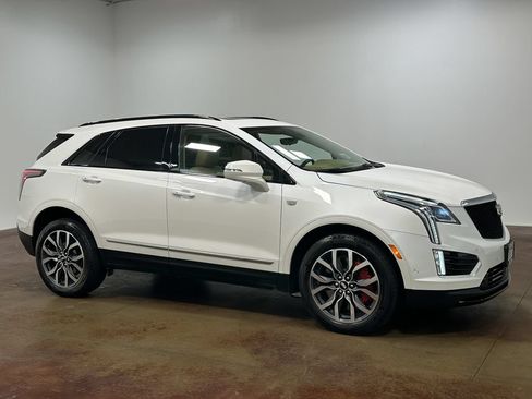 Used 2023 Cadillac XT5 Sportv w/ Platinum Package AWD/4WD image 24