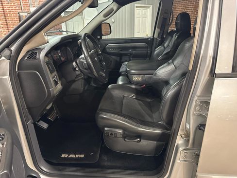 Used 2005 Dodge Ram 1500 Truck 2WD Quad Cab image 52