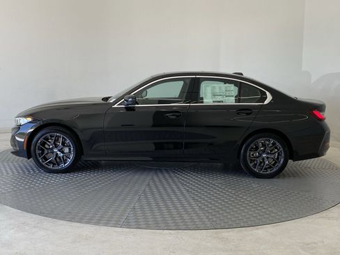 Used 2025 BMW 330i xDrive Sedan w/ Convenience Package AWD/4WD image 2