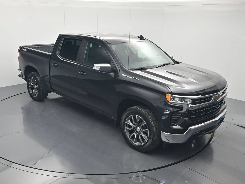 Used 2023 Chevrolet Silverado 1500 LT w/ Convenience Package II AWD/4WD image 30