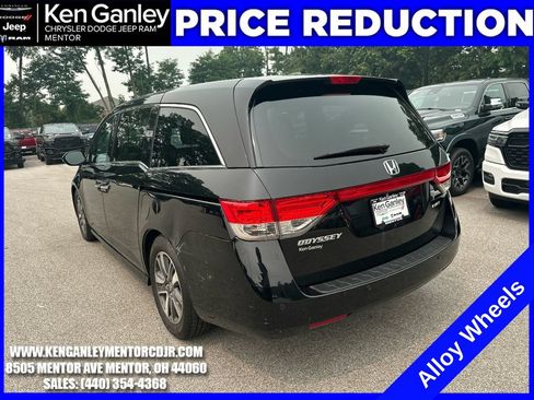 Used 2015 Honda Odyssey Touring Elite image 8