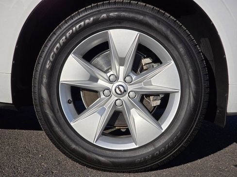 Used 2022 Volvo XC60 B5 Momentum AWD/4WD image 9