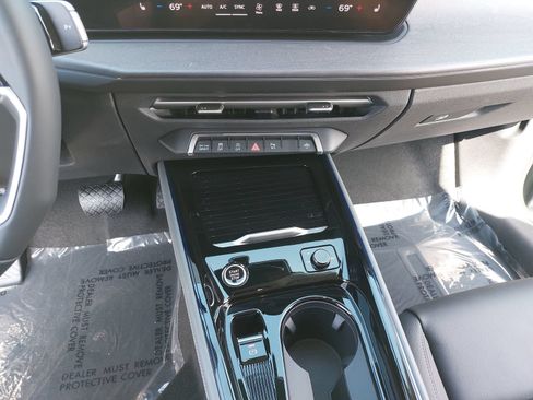 New 2026 Audi Q3 quattro 2.0T AWD/4WD image 22