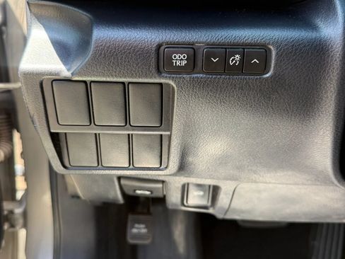 Used 2016 Lexus IS 200t RWD image 22