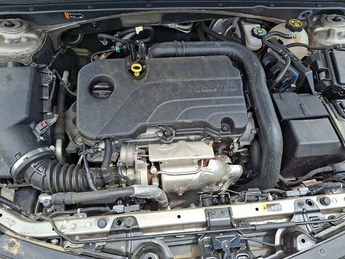 Used 2022 Chevrolet Malibu LT FWD image 28