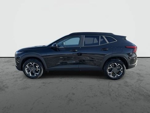 Used 2024 Chevrolet Trax LT image 5