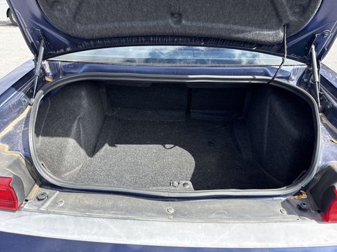 Used 2013 Dodge Challenger R/T image 25