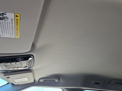 New 2026 Kia Carnival FWD image 28