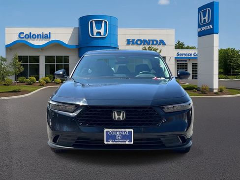 Used 2023 Honda Accord EX image 11