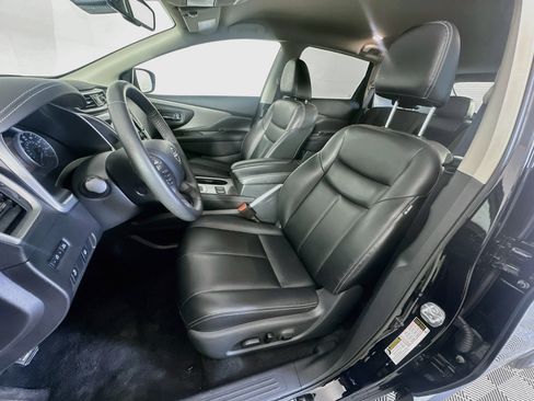 Used 2024 Nissan Murano SV AWD/4WD image 13