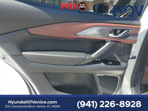 Used 2017 MAZDA CX-9 Signature AWD/4WD image 17