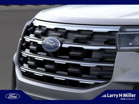 New 2026 Ford Explorer Active image 17